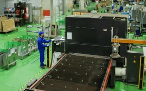 Tạo sức bật cho kinh tế Thủ đô từ công nghiệp và thương mại