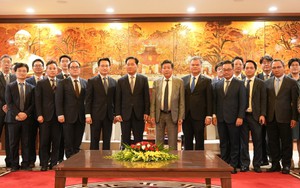 H&#224; Nội mong muốn H&#224;n Quốc hỗ trợ kinh nghiệm v&#224; tham gia c&#225;c dự &#225;n đường sắt đ&#244; thị