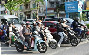 H&#224; Nội đề xuất nhiều ch&#237;nh s&#225;ch cụ thể hỗ trợ người d&#226;n chuyển đổi xe điện
