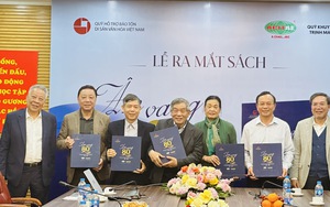 Ra mắt cuốn sách ảnh 'Âm vang 80 năm Cách mạng Tháng Tám và Quốc khánh 2-9'