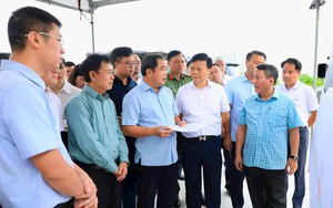 
Hà Nội tăng tốc 2 dự án giao thông trọng điểm, phấn đấu hoàn thành trong quý IV/2027