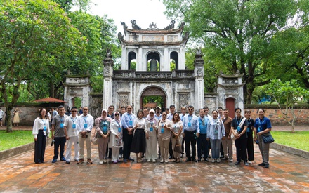 Lãnh đạo các thành phố ASEAN tham quan, khảo sát các di sản tiêu biểu của Hà Nội