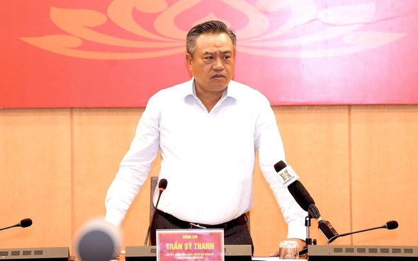 Residents encouraged to work from home Monday ahead of Typhoon Matmo&#39;s landfall