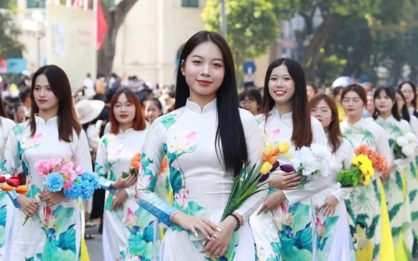 Ha Noi Autumn Festival 2025 features distinctive beauty of capital