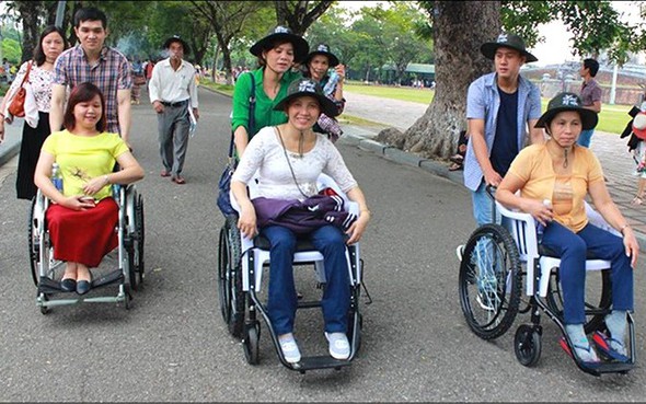 Ha Noi issues support plan for people with disabilities