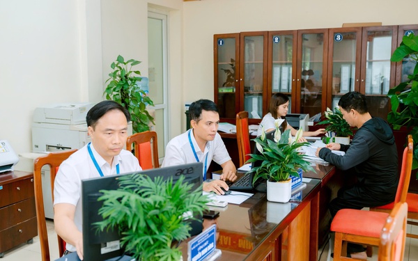 H&#224; Nội ủy quyền ph&#234; duyệt danh s&#225;ch, kinh ph&#237; tinh giản bi&#234;n chế cấp x&#227;