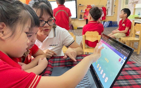 T&#244;n vinh s&#225;ng tạo c&#243; gi&#225; trị thực tiễn