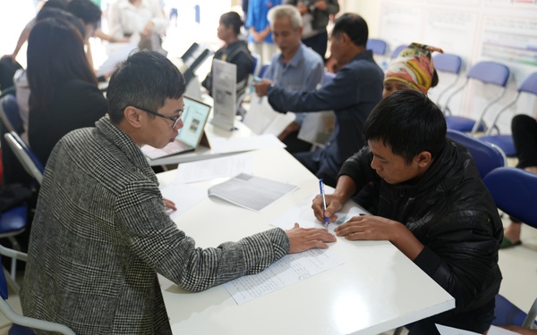 Thi đua cải c&#225;ch h&#224;nh ch&#237;nh - động lực đổi mới, n&#226;ng cao hiệu quả phục vụ