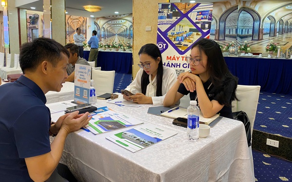 Kết nối doanh nghiệp với nhà trường để phát triển nhân lực công nghiệp chủ lực