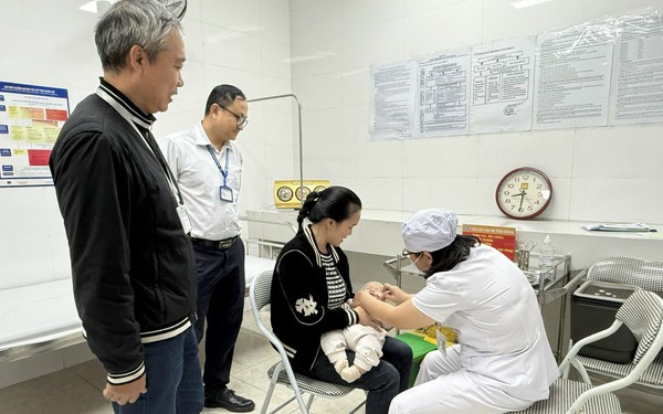 Đưa trẻ đi uống vaccine Rota đúng lịch, đủ liều – Lá chắn bảo vệ sức khỏe trẻ từ sớm