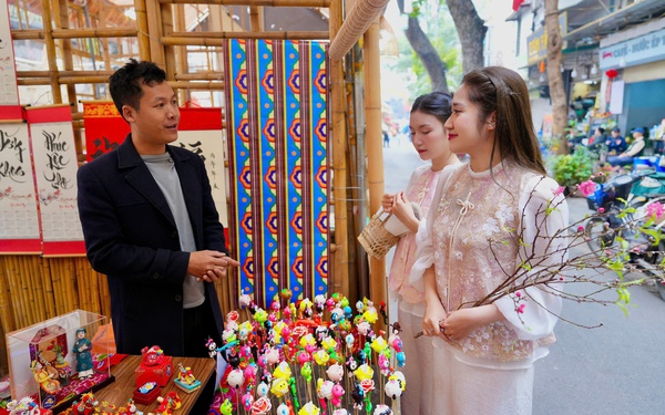 Hà Nội rộn ràng các chương trình văn hóa, du lịch chào Xuân Bính Ngọ 2026