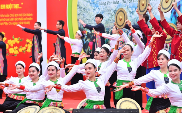 Tôn vinh vẻ đẹp phụ nữ các dân tộc tại Làng Văn hóa - Du lịch các dân tộc Việt Nam