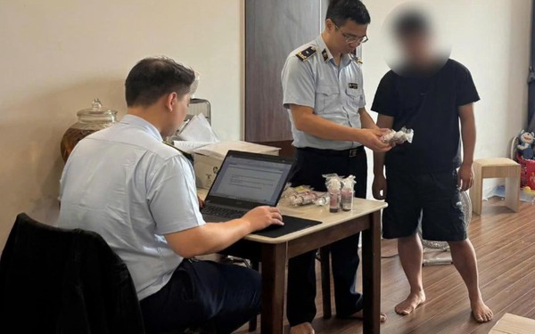 Quyết liệt ngăn chặn hàng giả trên không gian mạng