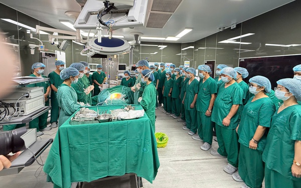Món quà cuối cùng của người cha thắp sáng 3 cuộc đời