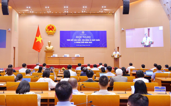 Hà Nội lắng nghe kiến nghị của doanh nghiệp, thúc đẩy xuất khẩu