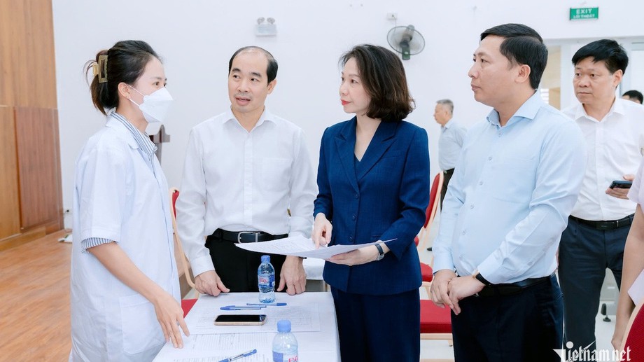 Hanoians to enjoy free annual medical checkups  