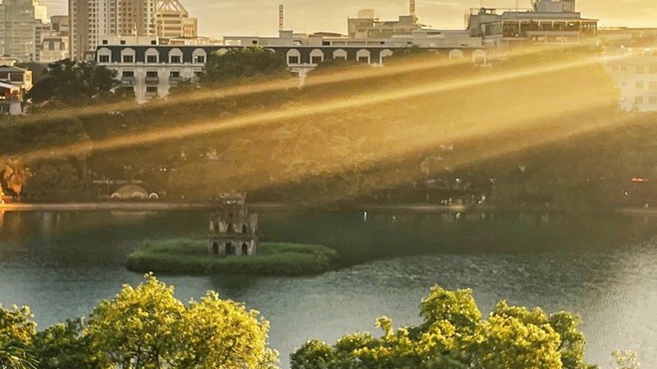 Ha Noi to renovate Hoan Kiem Lake area for park development