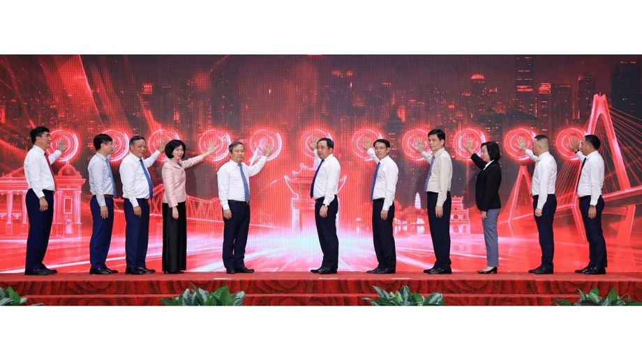 Ha Noi unveils 292 projects to spur development