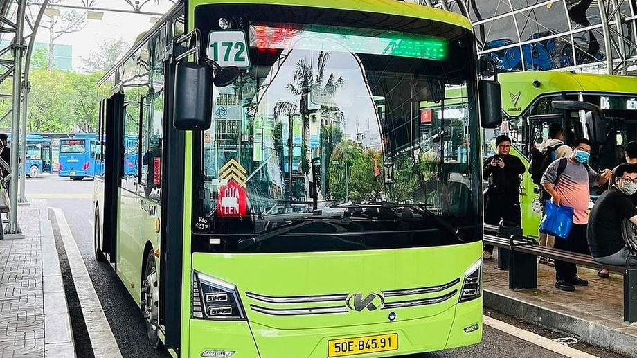 Ha Noi free bus travel within Ring Road 1 for one year