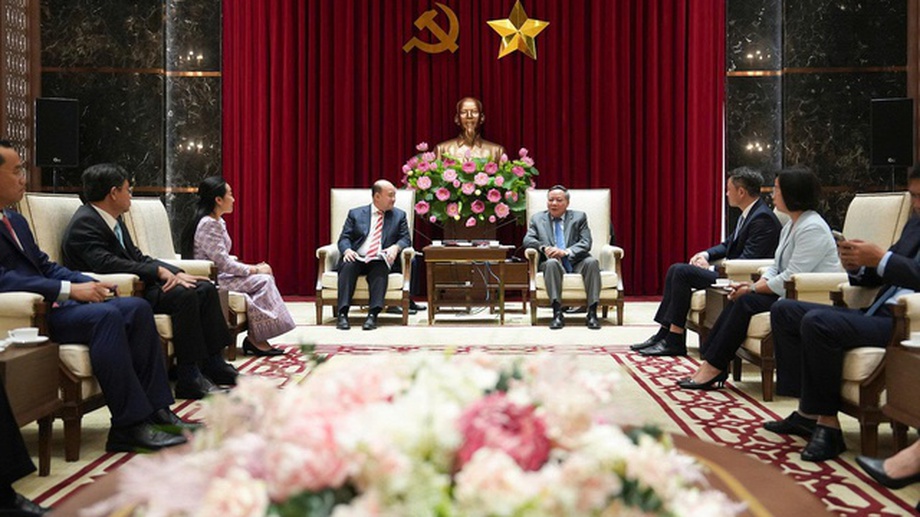 Ha Noi promotes collaboration with Phnom Penh