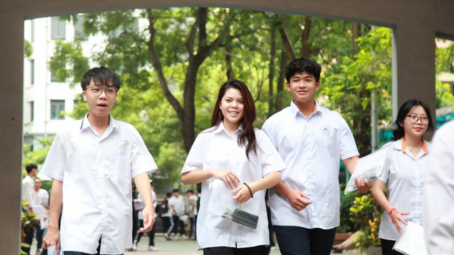 Ha Noi to roll out comprehensive AI education for students during 2026–2027 school year