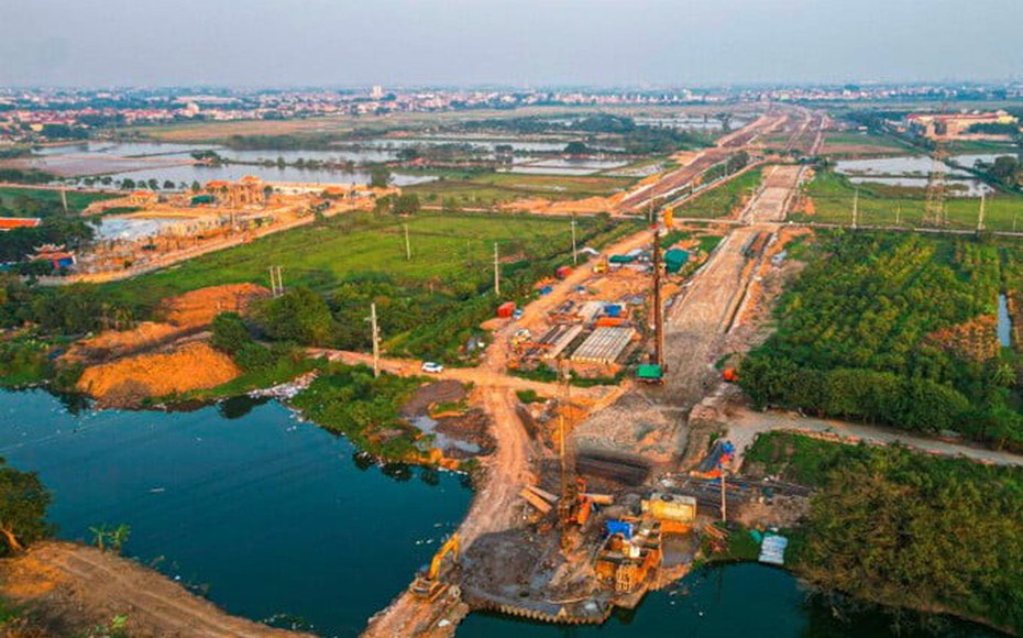 Tăng tốc đẩy nhanh c&#225;c dự &#225;n giao th&#244;ng trọng điểm của Thủ đ&#244;