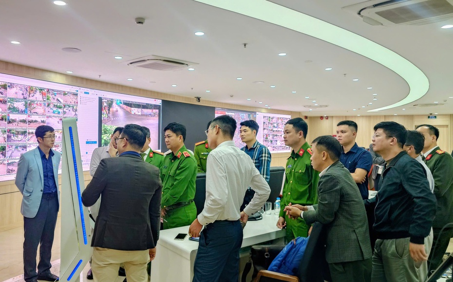 Tăng tốc chuyển đổi số trong lực lượng C&#244;ng an Thủ đ&#244;