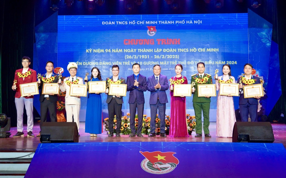 Tuy&#234;n dương 91 đảng vi&#234;n trẻ v&#224; 10 gương mặt trẻ Thủ đ&#244; ti&#234;u biểu năm 2024