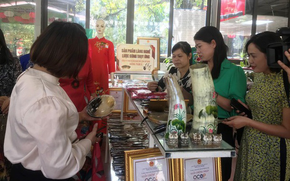 Th&#250;c đẩy ph&#225;t triển c&#225;c l&#224;ng nghề theo m&#244; h&#236;nh li&#234;n kết