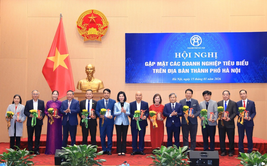 Hà Nội tôn vinh những đóng góp xuất sắc của doanh nghiệp thành phố