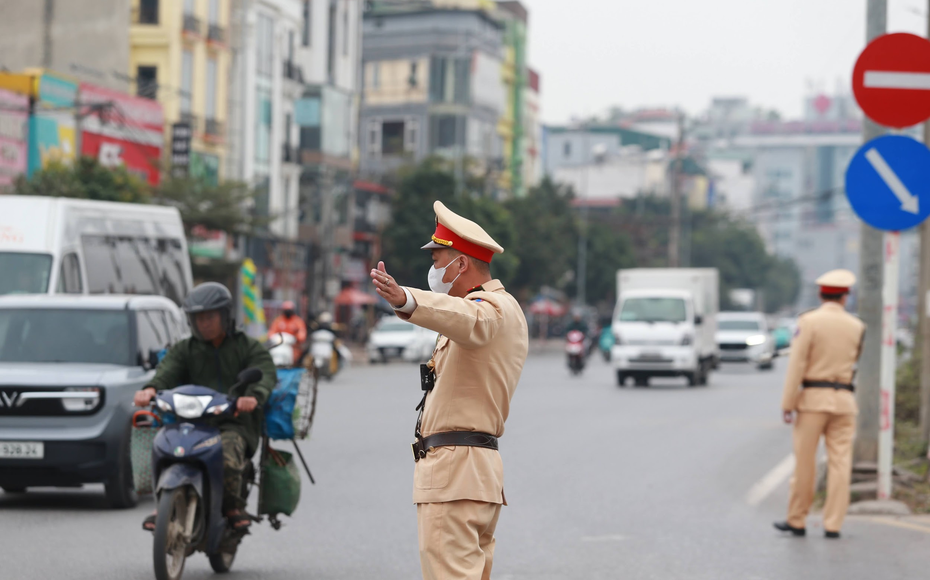 Hà Nội bảo đảm trật tự, an toàn giao thông sau 4 ngày nghỉ Tết Dương lịch