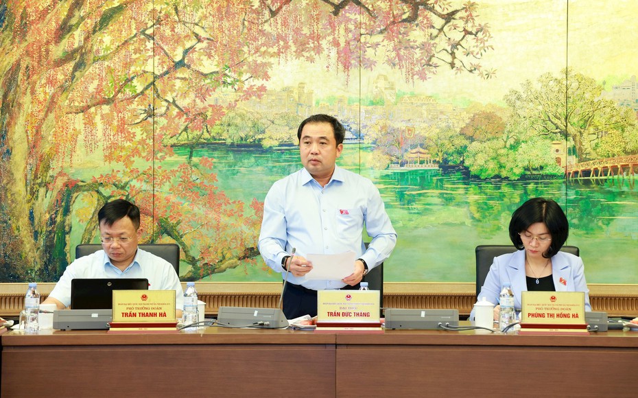 Đại biểu Quốc hội hiến kế tạo động lực tăng trưởng 2 con số, bảo đảm nguồn lực phát triển Thủ đô