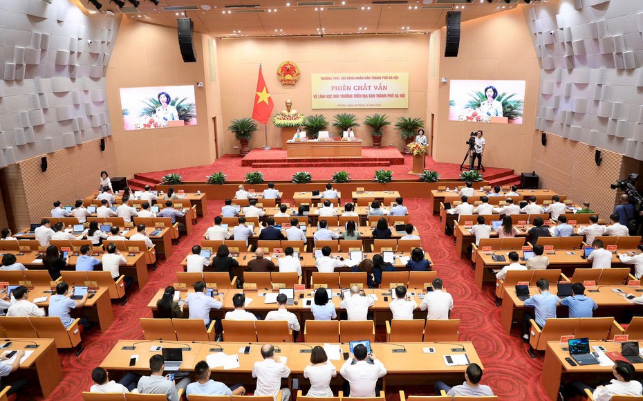 Hà Nội chất vấn về môi trường: Làm rõ trách nhiệm, giải pháp xử lý các điểm nghẽn
