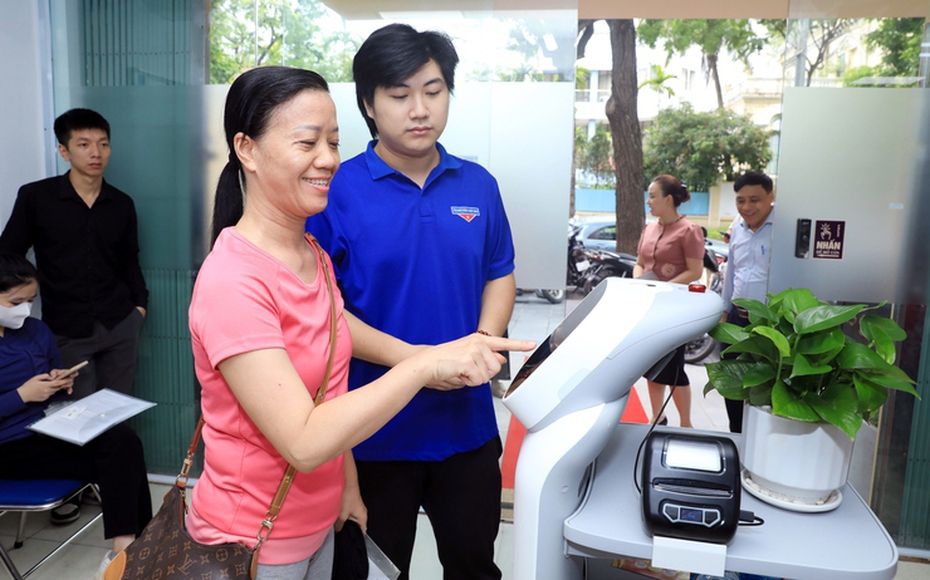 Hà Nội không để AI tự quyết định việc từ chối dịch vụ công