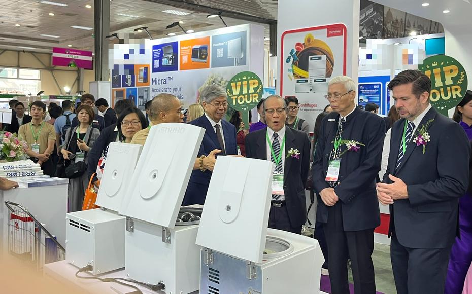 Triển lãm đón sóng công nghệ sinh học mới ở Hà Nội