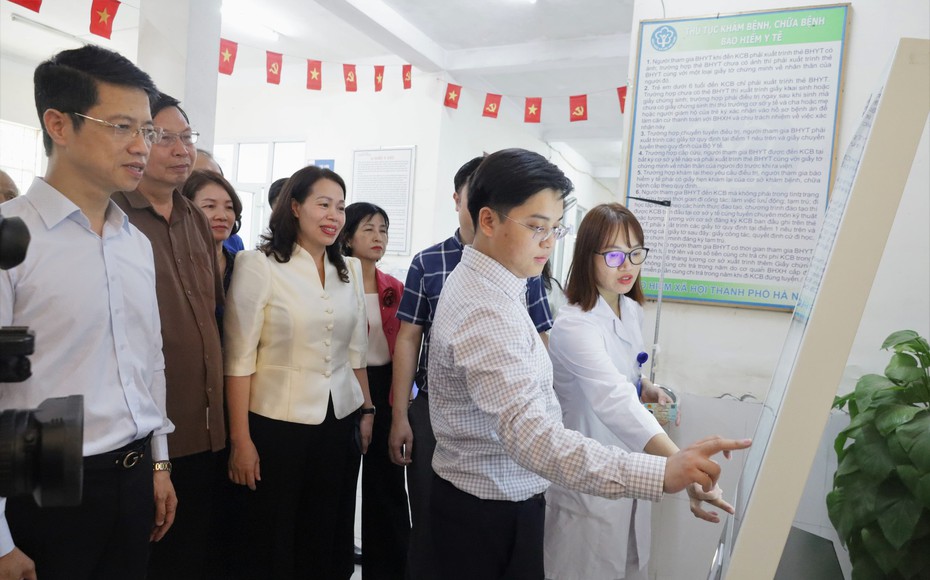 Cần nhân rộng mô hình Trạm y tế thông minh