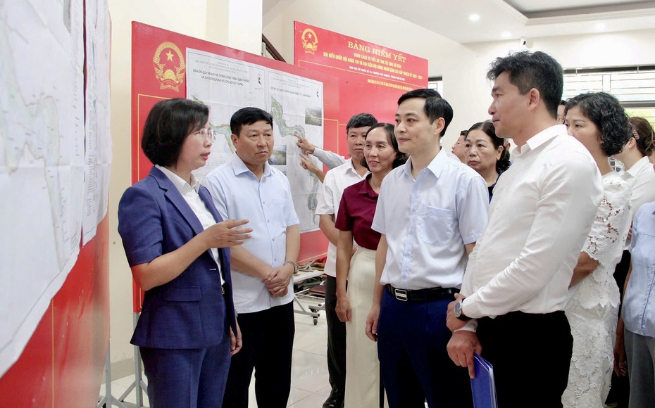 Lắng nghe ý kiến nhân dân từ những điểm trưng bày quy hoạch